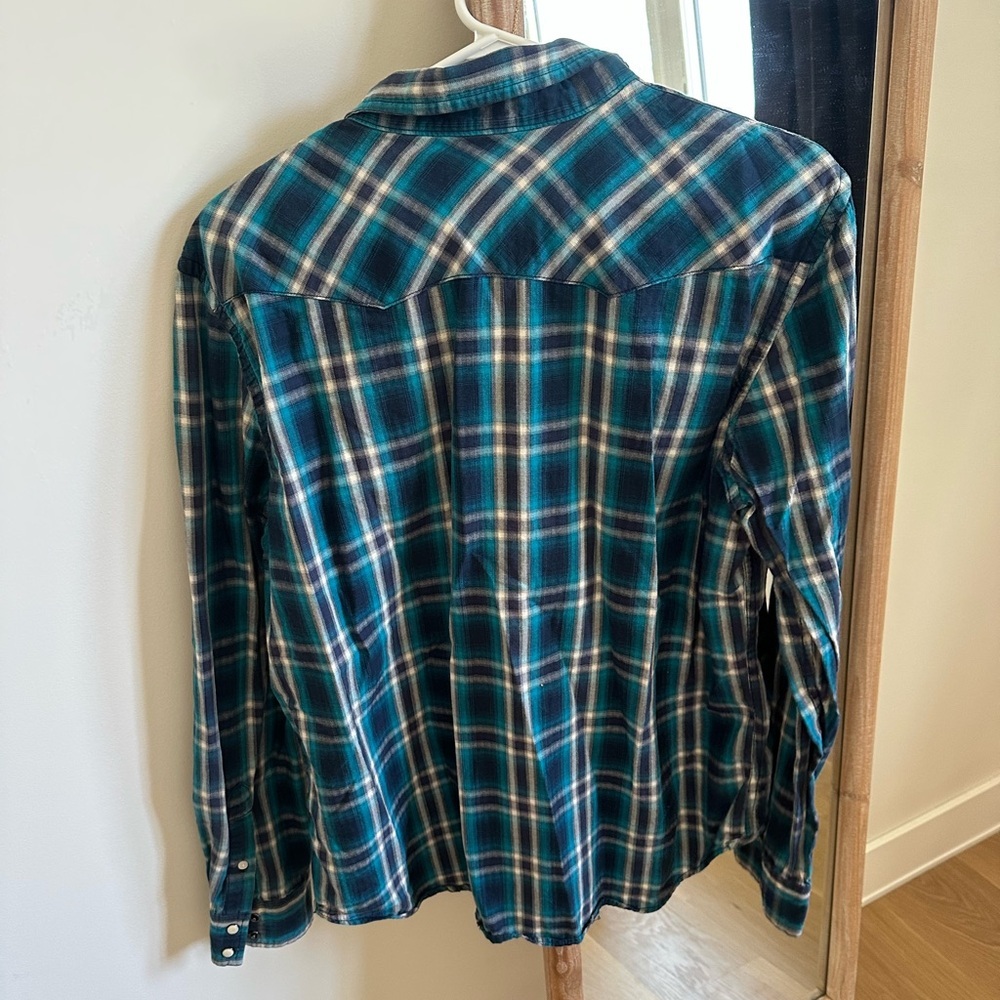 American Eagle Men's Plaid Button-Up Shirt - Picture 2 of 4
